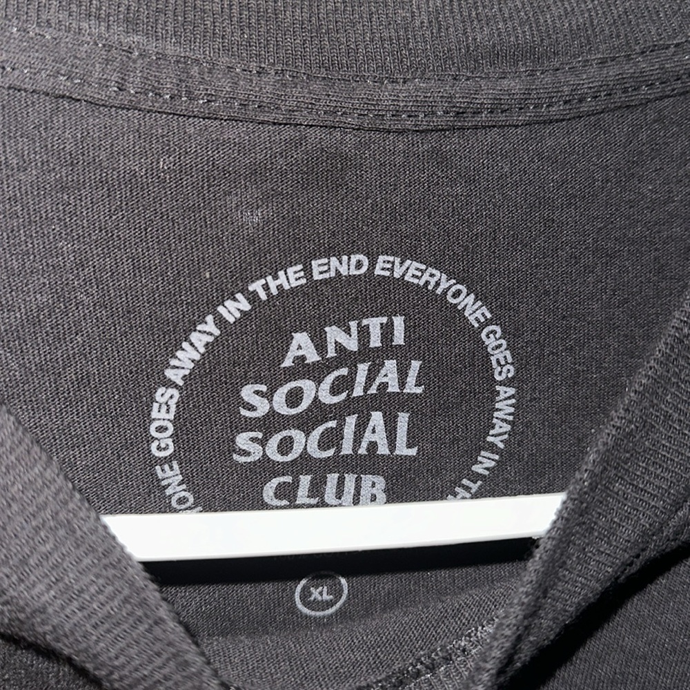 Men’s Designer Tee - image 5